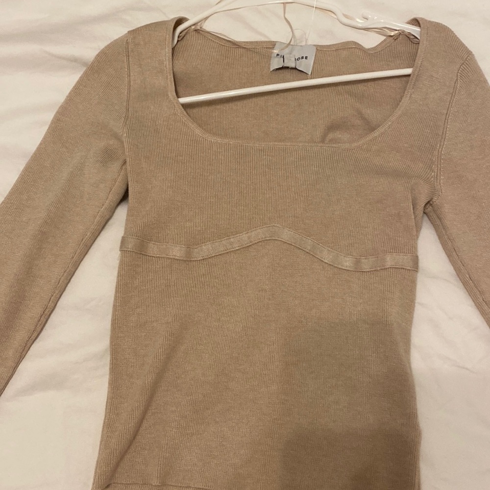 Long sleeve square neck fitted top